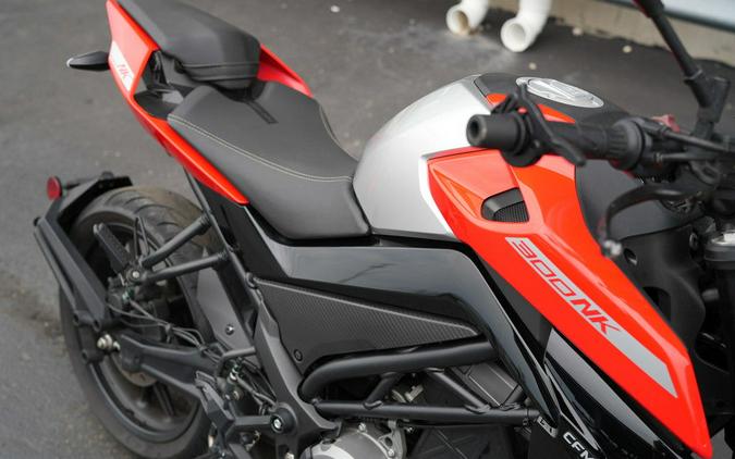 2024 CFMOTO 300NK