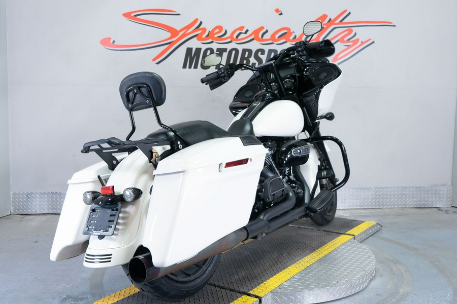 2018 Harley-Davidson Road Glide® Special