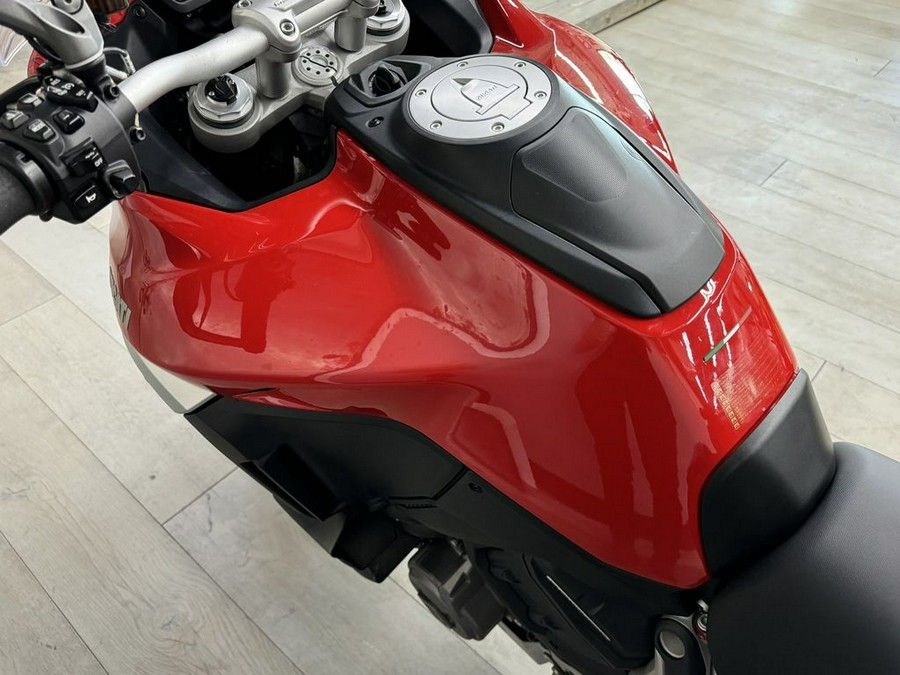 2022 Ducati Multistrada V4S Ducati Red / Spoked Wheels