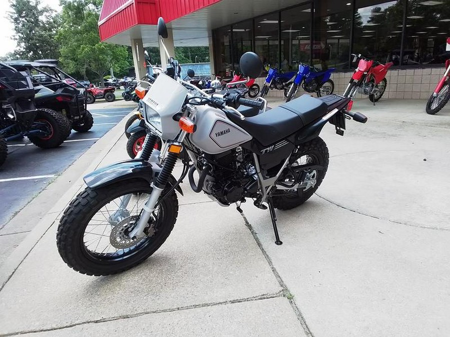 2025 Yamaha TW200