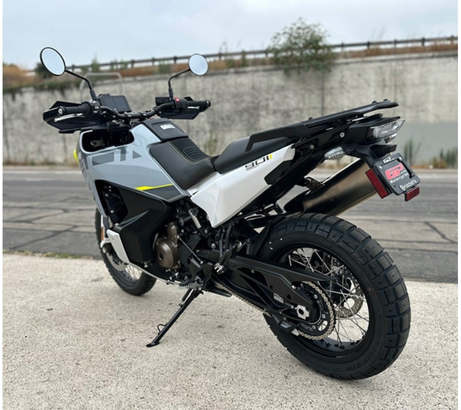 2025 Husqvarna Motorcycles Norden 901
