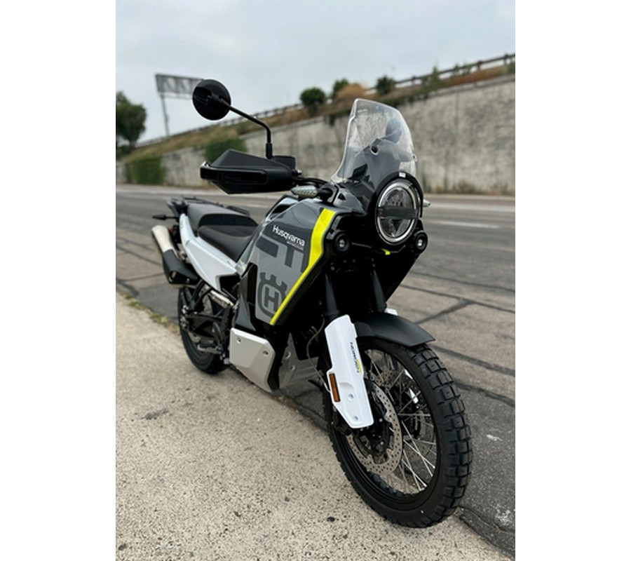 2025 Husqvarna Motorcycles Norden 901