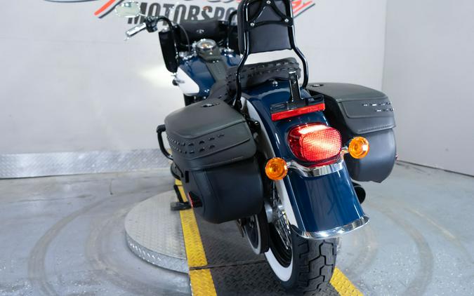 2019 Harley-Davidson Heritage Classic 107