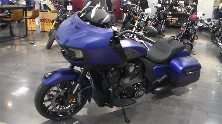 2024 Indian Motorcycle CHALLENGER DARK HORSE, SPIRIT BLU SMK, 49ST Dark Horse®