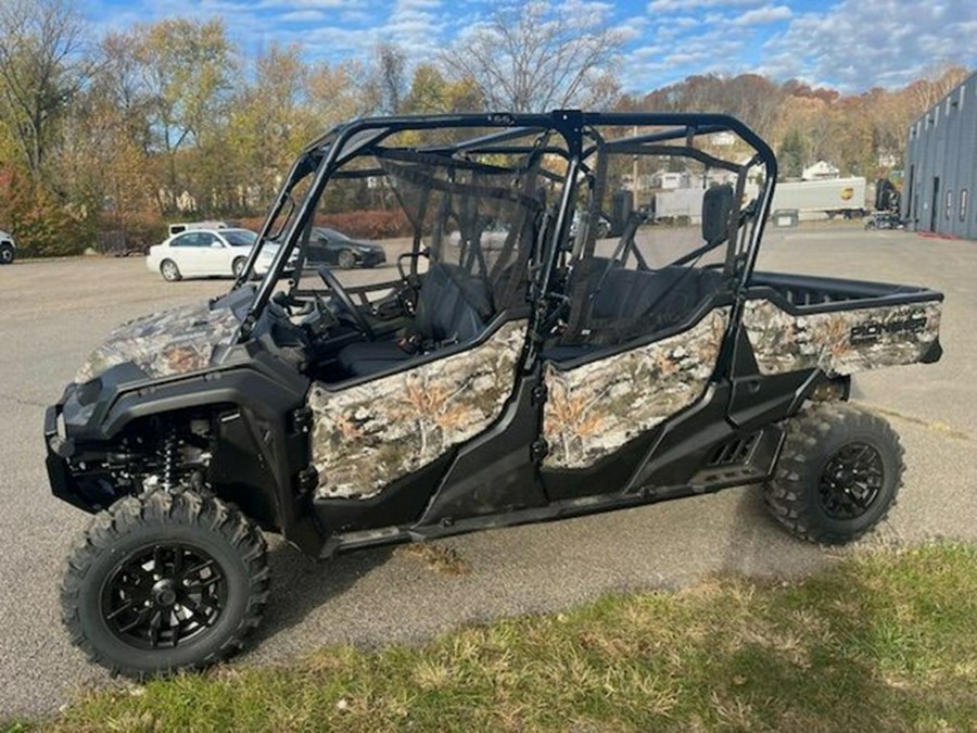 2024 Honda Pioneer 1000-6 Deluxe Crew Camo