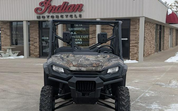 2024 Honda Pioneer 1000-6 Deluxe Crew Camo