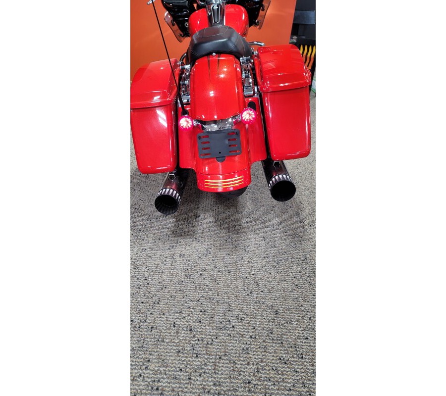 2017 Harley-Davidson® Road Glide® Special Custom Colour Laguna Orange