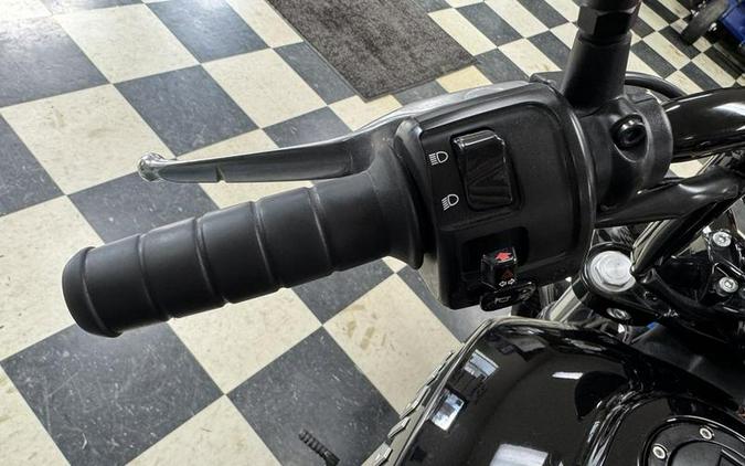 2022 Indian Motorcycle® Scout® Bobber Sixty Black Metallic