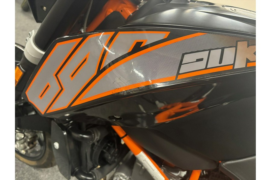 2014 KTM 690 Duke