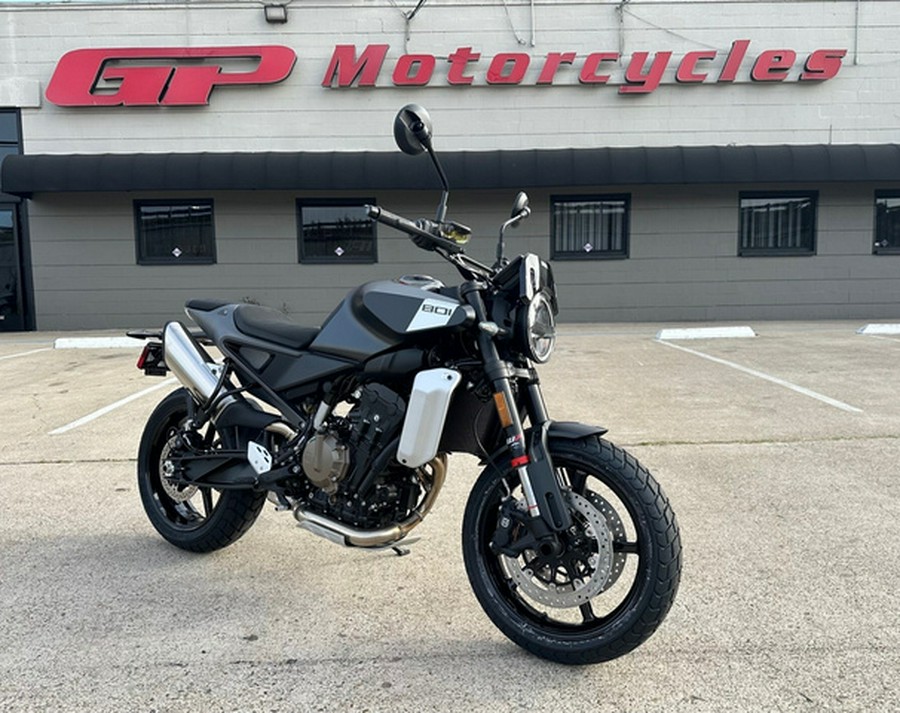 2025 Husqvarna Motorcycles SVARTPILEN 801
