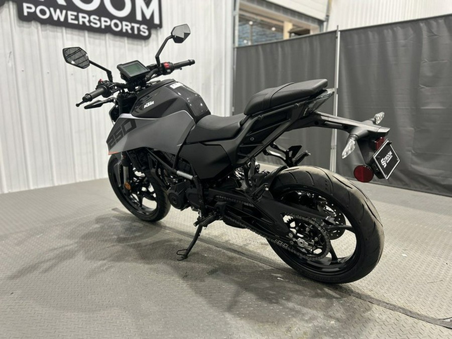 2026 KTM 250 Duke 250