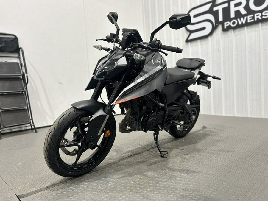2026 KTM 250 Duke 250