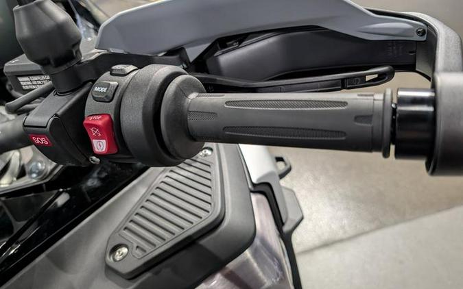 2026 BMW R 1300 GS Adventure Triple Black