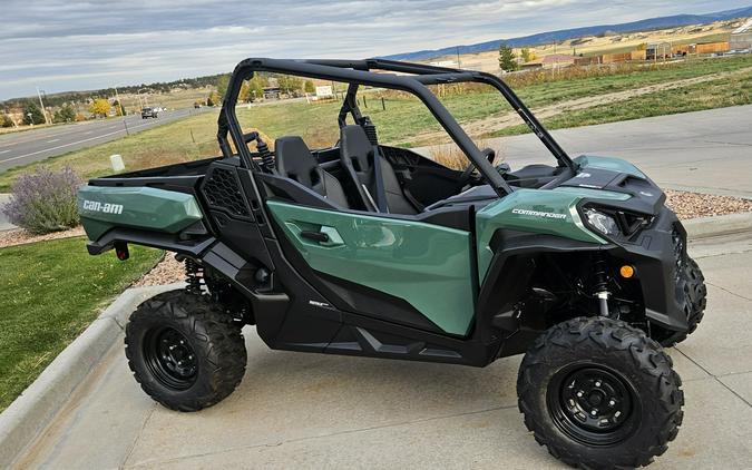 2025 Can-Am Commander DPS 1000R