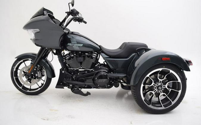 2026 Harley-Davidson Trike FLTRT - Road Glide 3