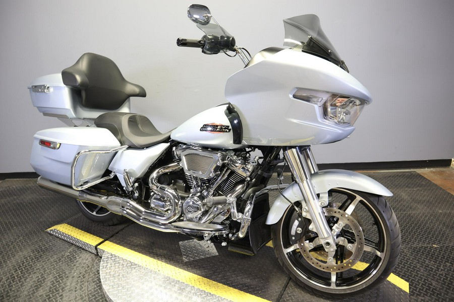 2025 Harley-Davidson Road Glide FLTRX