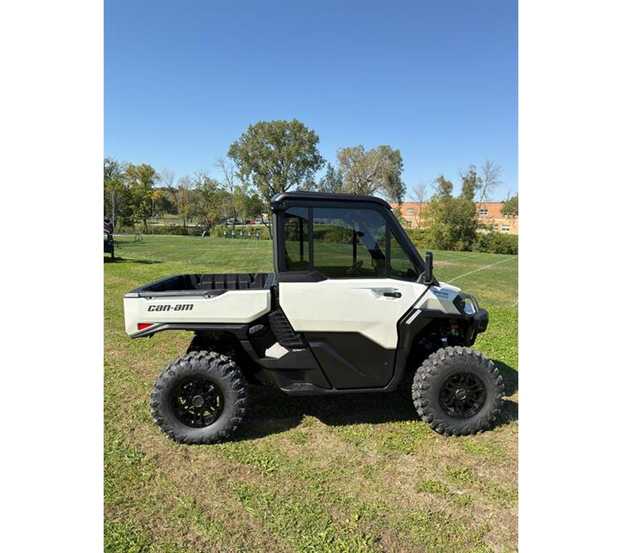 2027 Can-Am Defender XU Limited HD11