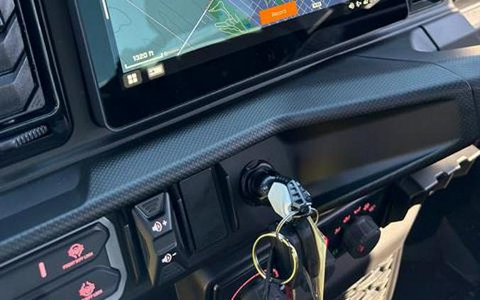 2027 Can-Am Defender XU Limited HD11