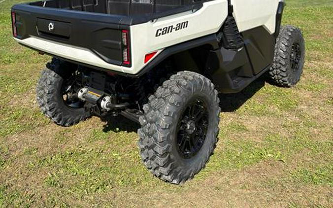 2027 Can-Am Defender XU Limited HD11