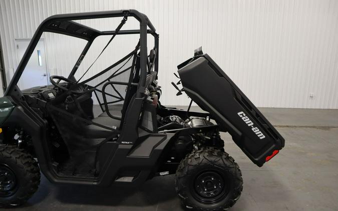 2024 Can-Am® Defender HD7