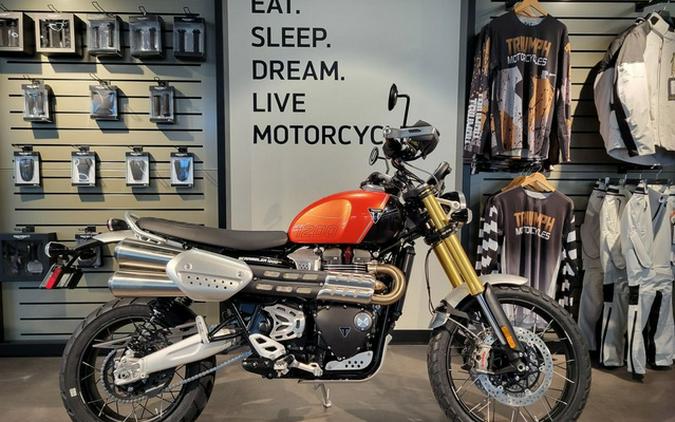 2024 Triumph Scrambler 1200 XE Baja Orange / Phantom Black XE