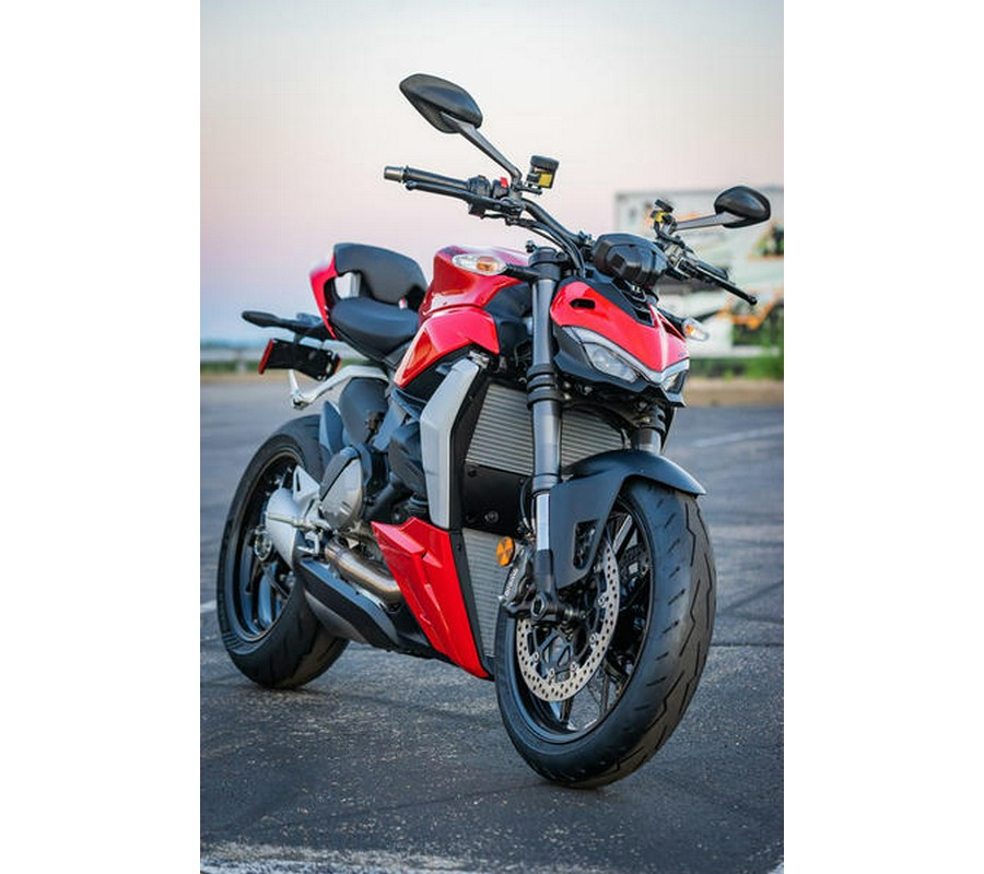 2023 Ducati Streetfighter V2 Ducati Red