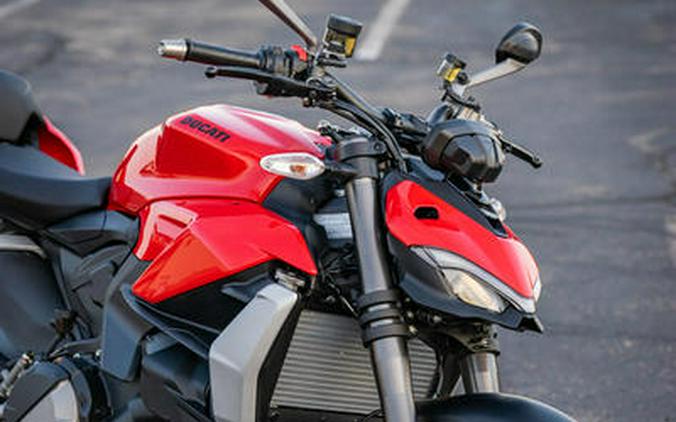 2023 Ducati Streetfighter V2 Ducati Red