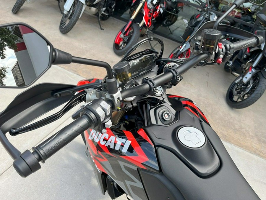 2026 Ducati Hypermotard 698 Mono RVE Graffiti
