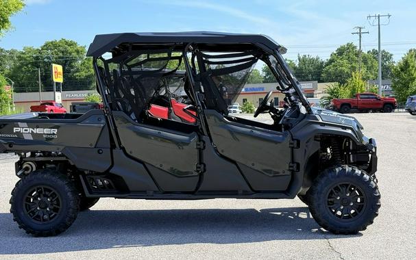 2025 Honda® Pioneer 1000-6 Deluxe Crew