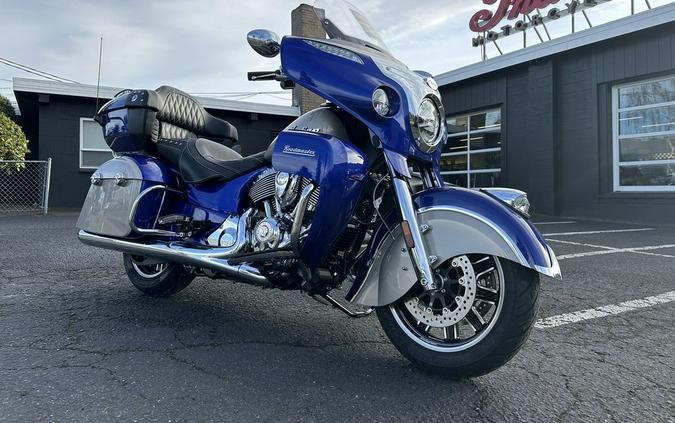 2024 Indian Motorcycle® Roadmaster® Spirit Blue Metallic/Silver Quartz Metallic