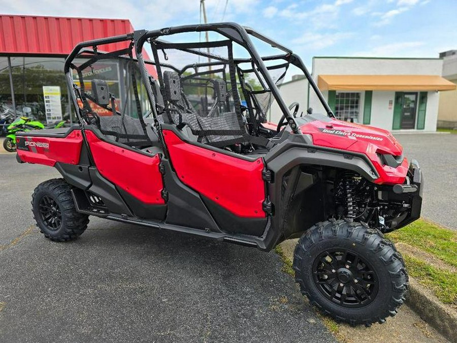 2024 Honda® Pioneer 1000-6 Deluxe Crew