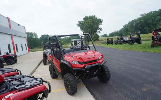 2024 Honda PIONEER 1000 DELUXE