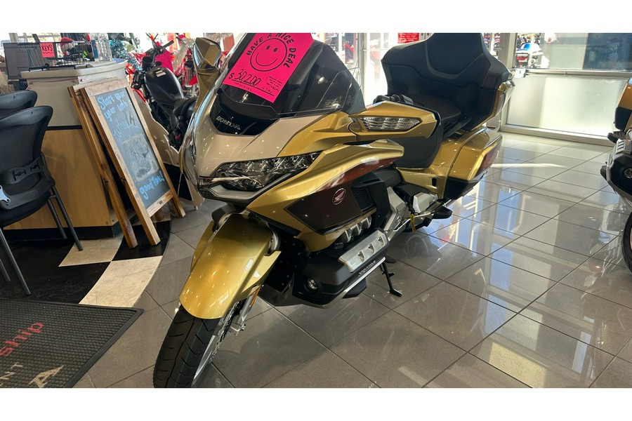 2025 Honda GOLDWING TOUR DCT 50th Anniversary