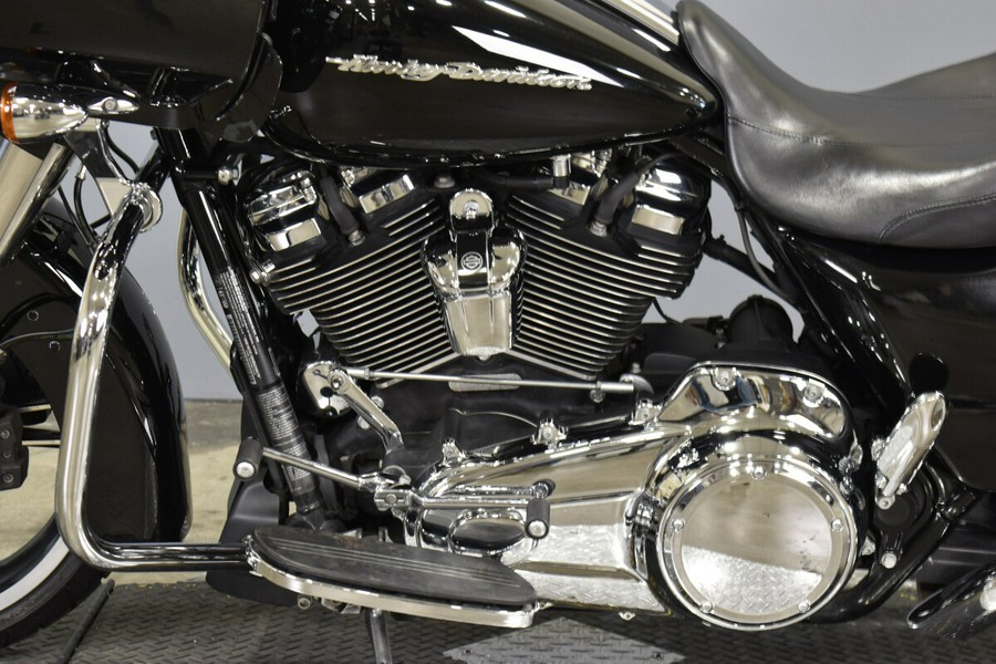 2017 Harley-Davidson Road Glide Special