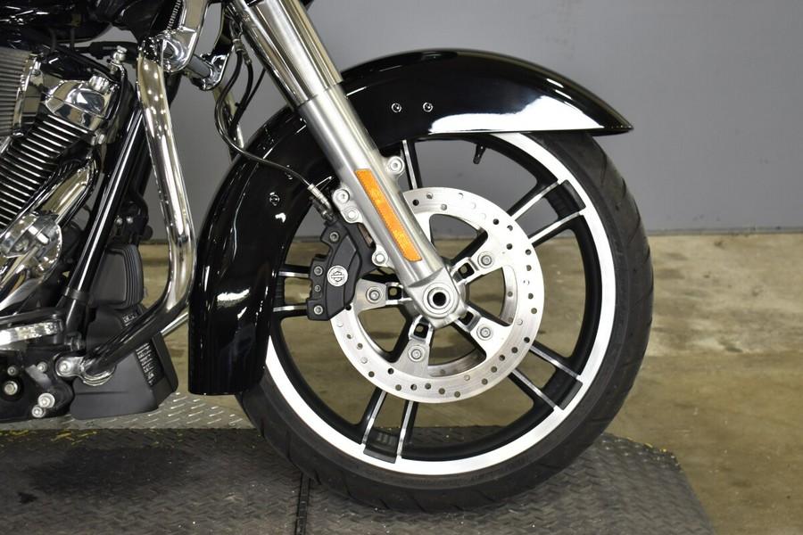 2017 Harley-Davidson Road Glide Special