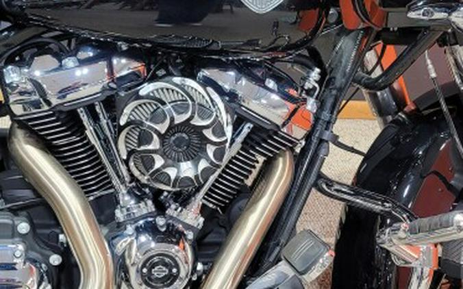 2022 Harley-Davidson® Road Glide® Special Vivid Black - Black Finish