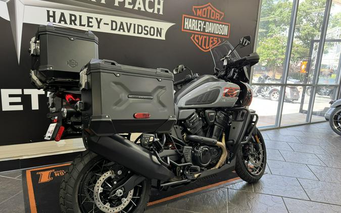 2026 Harley-Davidson® Pan America 1250 Limited Dark Billiard Gray