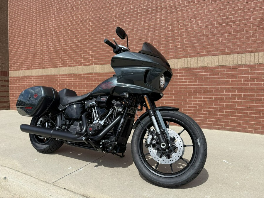 FXLRST 2025 Low Rider® ST