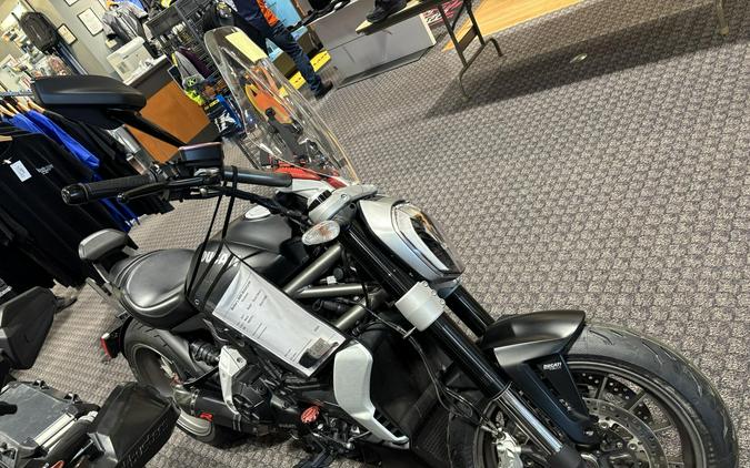 2017 Ducati DIAVEL X