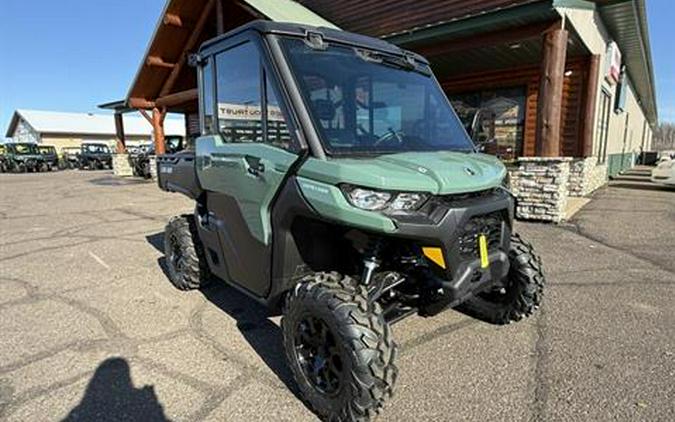 2026 Can-Am Defender DPS CAB HD10