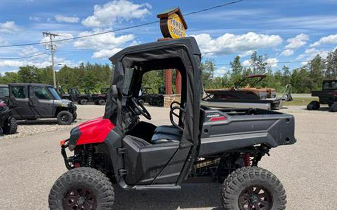 2021 Honda Pioneer 700 Deluxe