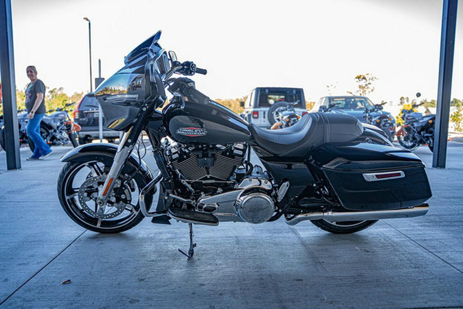 2026 Harley-Davidson Street Glide FLHX
