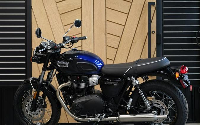 2024 Triumph Bonneville T100 PHANTOM BLUESILVER BLUE