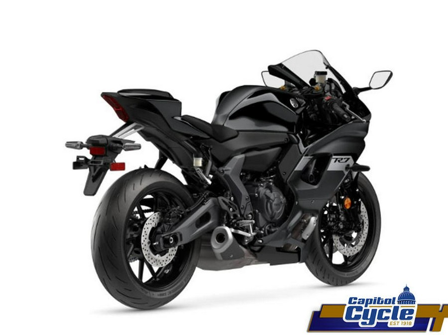 2025 Yamaha YZF-R7