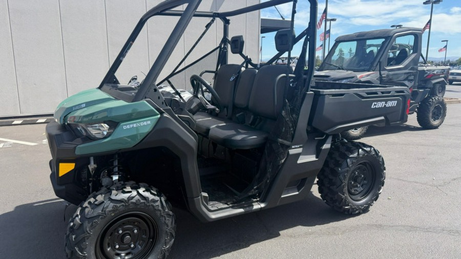 2026 Can-AM Defender HD9
