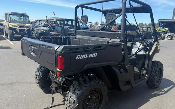 2026 Can-AM Defender HD9
