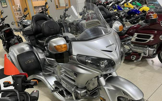 2013 Honda® Gold Wing Audio Comfort Navi XM w/California Side Car Trike