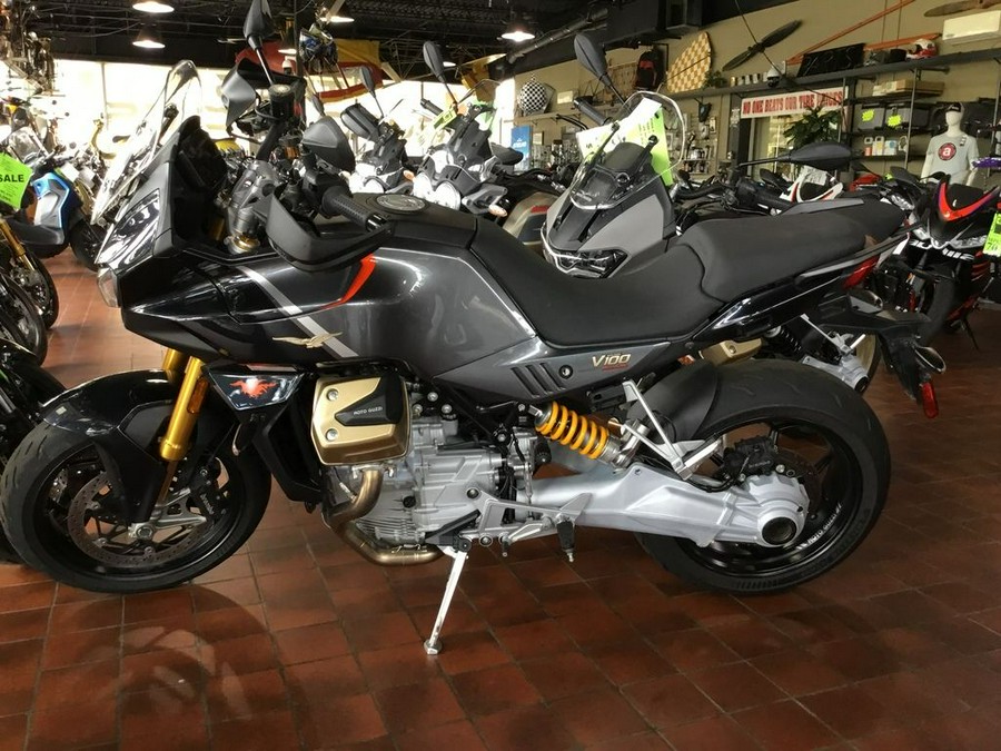 2024 Moto Guzzi V100 Mandello S