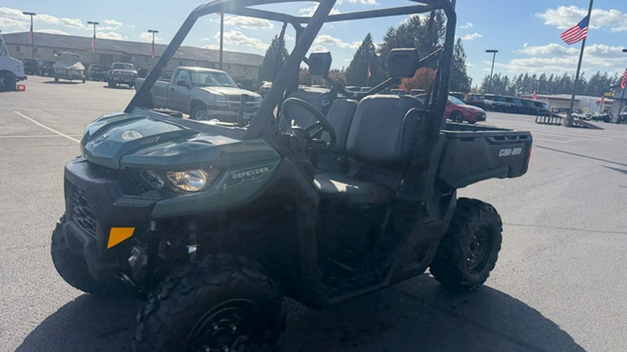 2026 Can-AM Defender HD7