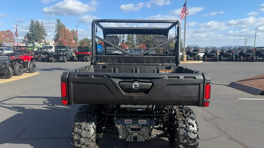2026 Can-AM Defender HD7